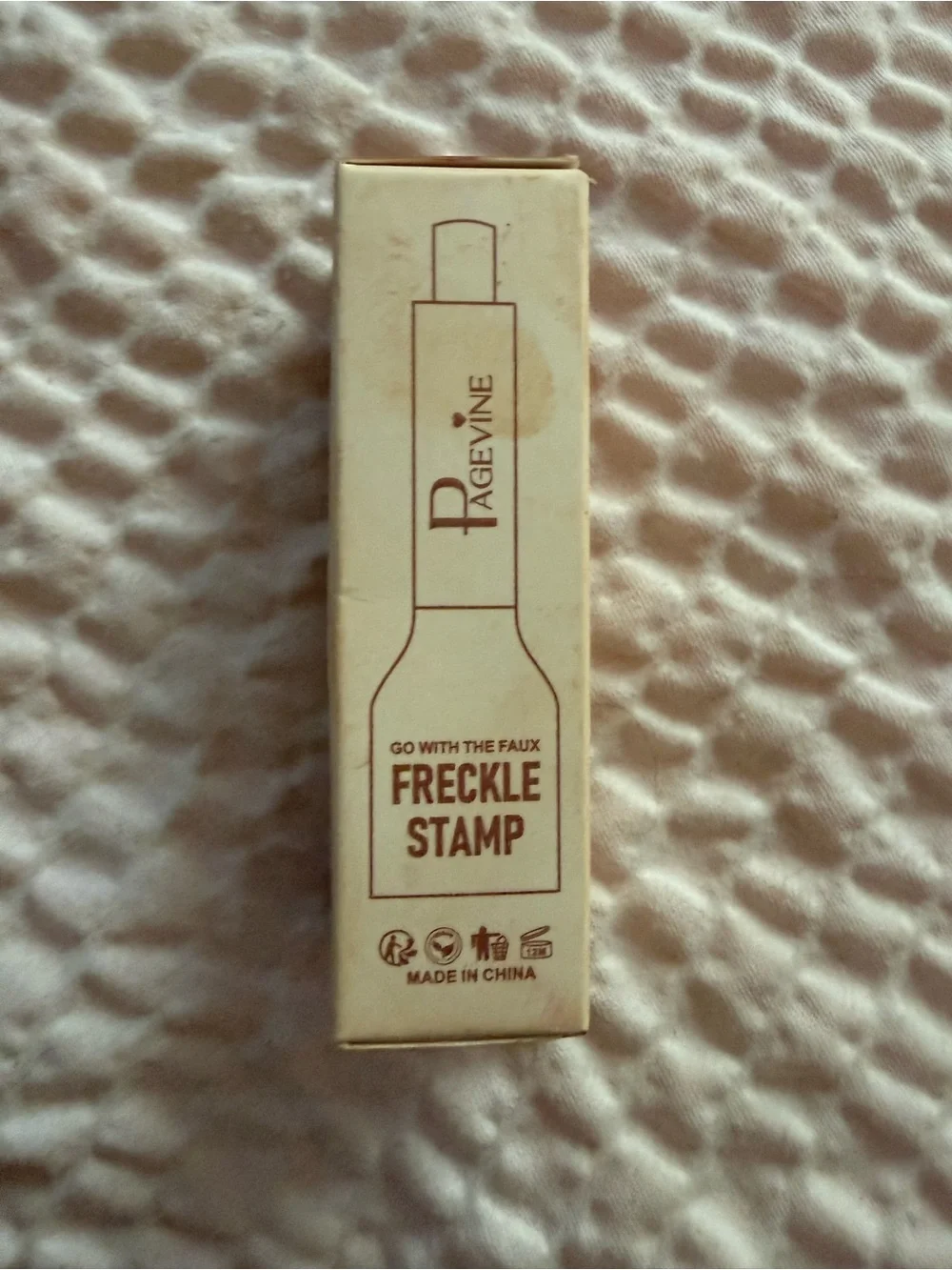 New- Freckle Stamp - Natural Brown